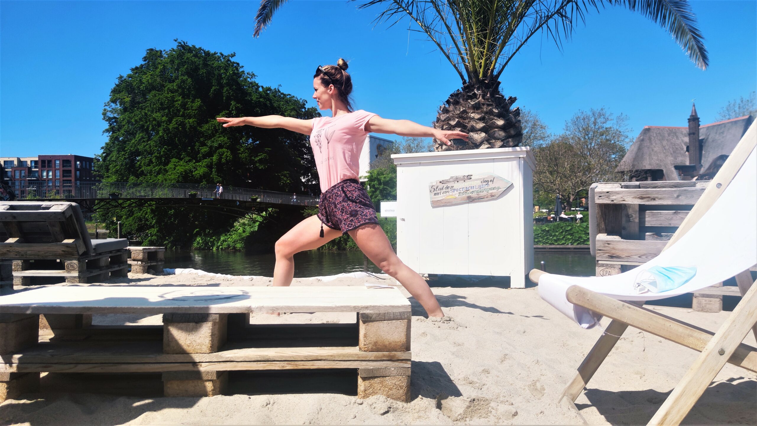 Yoga op stadsstrand Zwolle